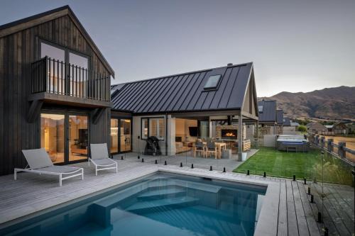 Wanaka Casa | Marjon Peak Retreat Wanaka