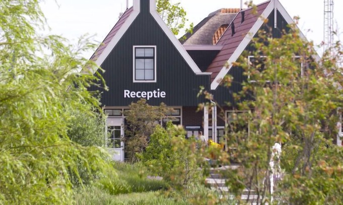 Uitdam Apartamento | Markermeer 8 by Interhome