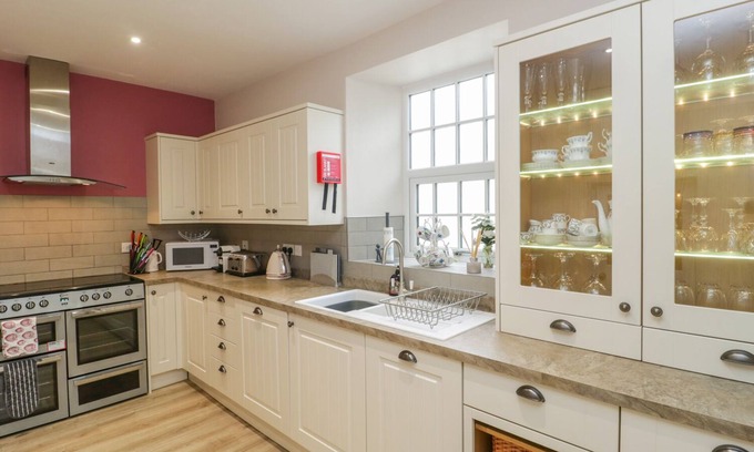 Abbotsbury Cabaña | Market House