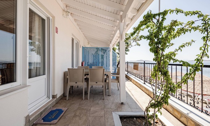 Marmara Apartamento | Marmara Yali Evi - Direct Beachfront 3-Room-Apartment