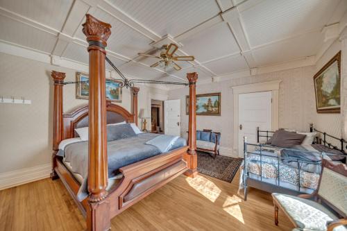 Marmora Cama Y Desayuno | Marmora and Lake Inn Honeymoon Suite