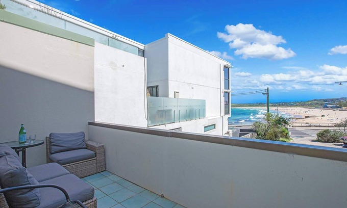 Maroubra Apartamento | Maroubra Beachside 3 Bed Apt - New Listing