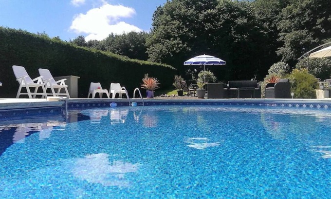 Callac Cabaña | Maroux Vian (Hirondelle) Luxury country cottages