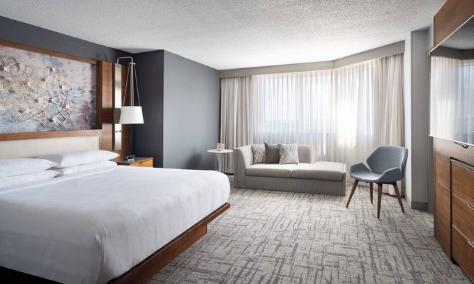 Downtown Greensboro Hotel | Marriott Greensboro Downtown
