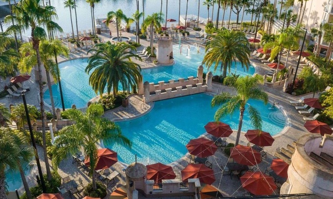Williamsburg Complejo | Marriott's Grande Vista Studio: Your Orlando Oasis for Family Fun and Relaxation