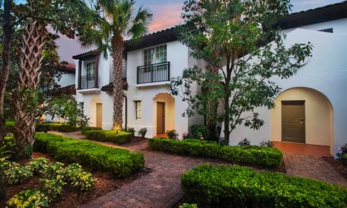 Florida Central Atlantic Coast Villa | Marriott's Lakeshore Reserve (Studio)