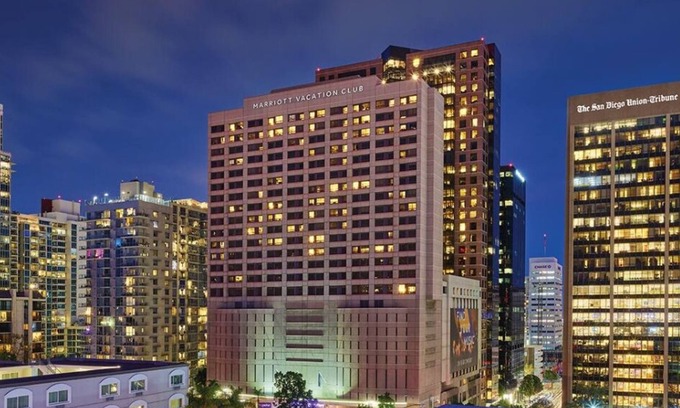 Civic Core Apartamento | Marriott Vac Club, 1 BR SUITE, Kitchenette, Sleeps 4, 25min walk Conv. Ctr.