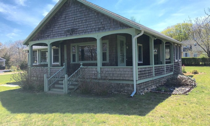 East Chop Casa | Martha's Vineyard Oak Bluffs East Chop Summer Vacation Rental Casa 4 habitaciones