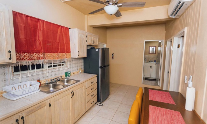 Potters Village Apartamento | Martin's Way@Potters Village 2 BR Apartment