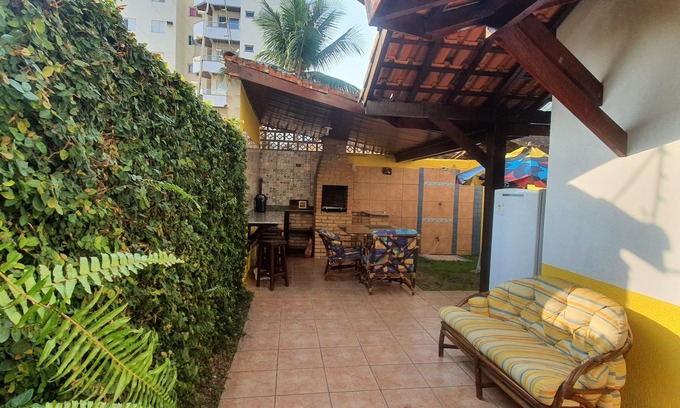 Martim de Sa Casa | Martin with barbecue, ceiling fan, above 8 people 50, daily