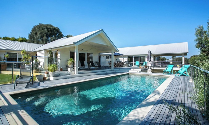 Portsea Casa | Martins Retreat: 4 BR, 3 BA House in Portsea, Sleeps 10