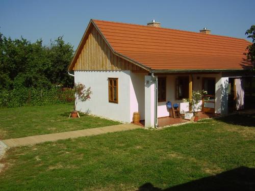 Gelse Casa | Martonvendeghaz 1