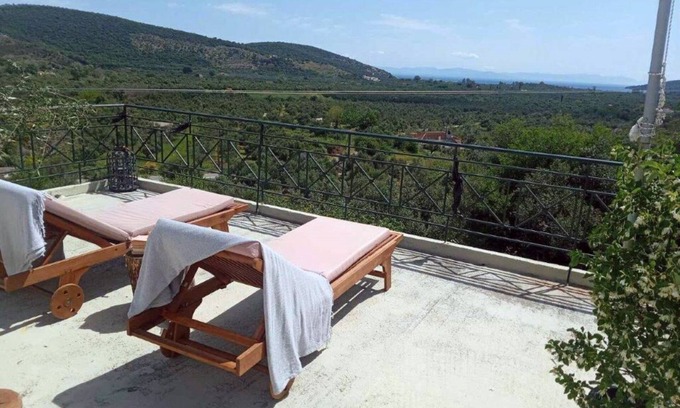 Karvelas Apartamento | Marvellous huge balcony residence in East Mani