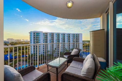 Fort Walton Beach - Destin Apartamento | Marvelous 9th Floor Condo Gulf, Pool & Sunset View