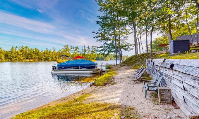 Pine River Pond Casa | Marwood Lake Cottage