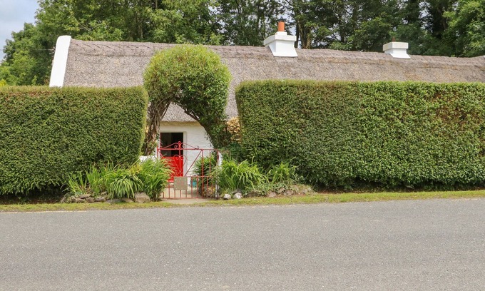 Cordal Cabaña | MARY ROSE COTTAGE, pet friendly in Castleisland, County Kerry