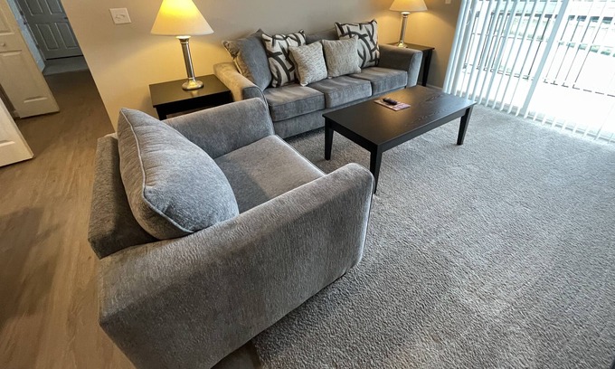 Marysville Apartamento | MARYSville for the Holidays!