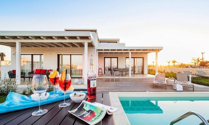 Reitani Villa | Marza Residence - Rosa and Azzurra