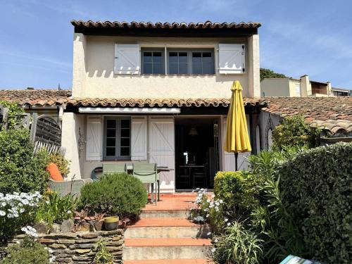 La Croix-Valmer Casa | Mas 2 chambres avec vue mer, piscine, Wi-Fi - FR-1-726-10