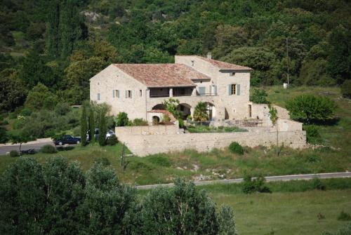 Labastide-de-Virac Casa | MAS COURADOU