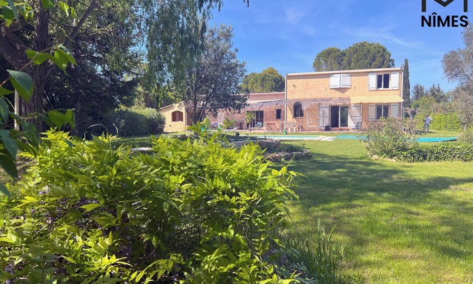 Costieres Otro | Mas de la Maleroubine Nîmes. Nature and relaxation with wellness massages.