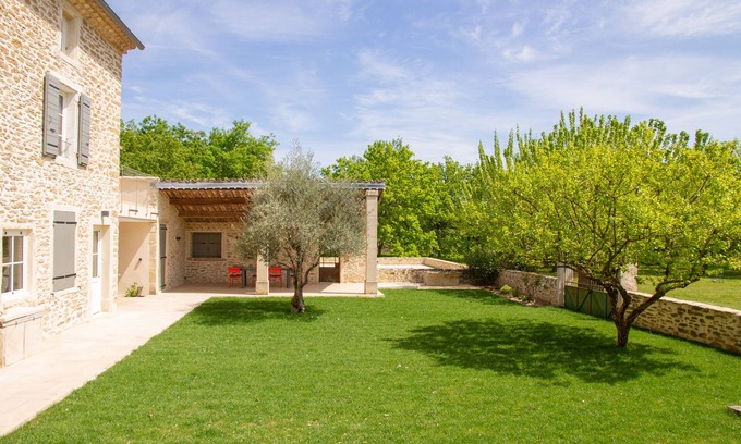 Taulignan Otro | Mas en Pierre du Xixe Avec Piscine - Grand Jardin - Drôme Provençale