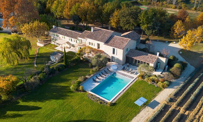 Gordes Casa | Mas Fanny , Entouré de Bosquets et de Champs de Lavande à Perte de vue à Gordes