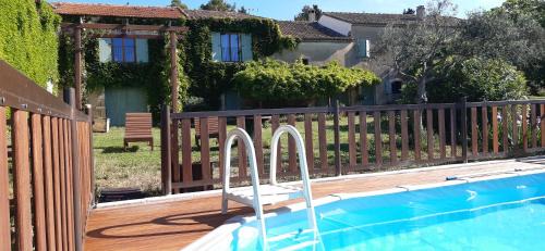 Mouries Casa | mas le devenson