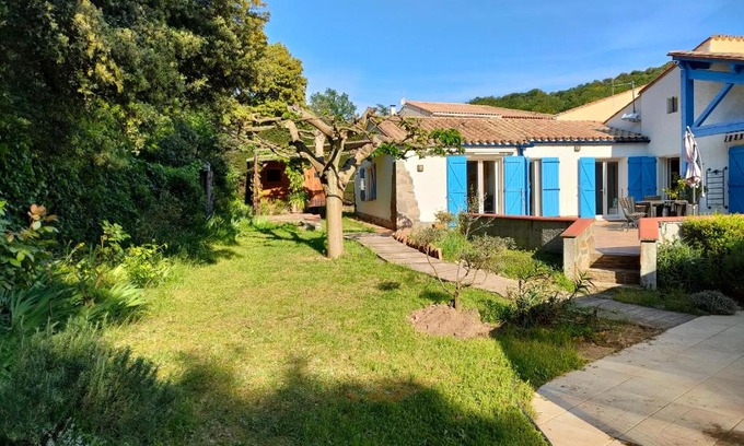 Camelas Apartamento | MAS VALLCROSA Studio calme et confortable avec piscine