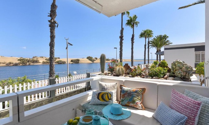 Meloneras Apartamento | Maspalomas Beach Apartment Charca 1 by VillaGranCanaria