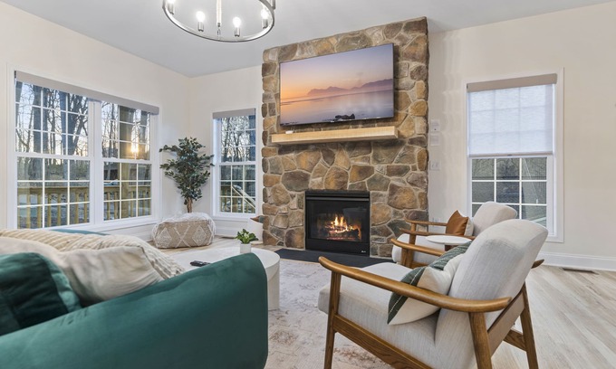 Massanutten Chalet De Esquí | Massanutten Vacation! Family Home with 3 King Beds + Large Hot Tub