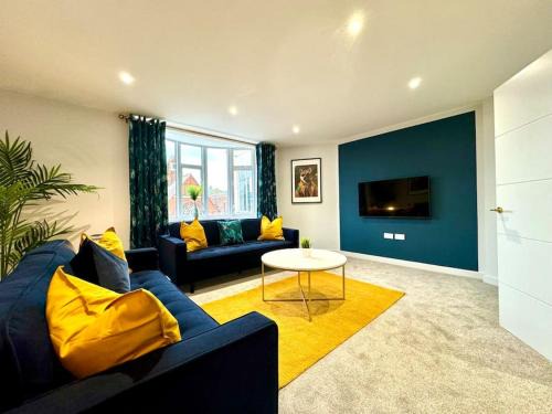 Westbourne Apartamento | Massive 3 bedroom - Ground Floor - Near the Beach!