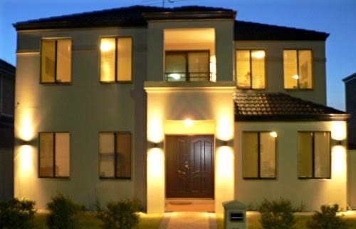 Stirling Casa | Master retreat at Private Estate Near Perth CBD