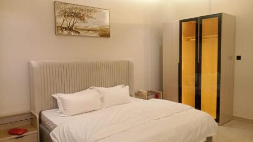 Riyadh Apartamento | Master Studio with a room and a hall ماستر استوديو وصالة سوار