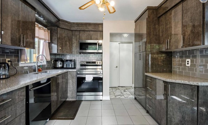 Orangeville Casa | Masters Bedroom in Haven House