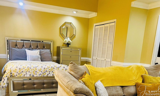 Gracewood Casa | Masters Magic - Charming 2-bedroom Guest House, Augusta Regional Airport