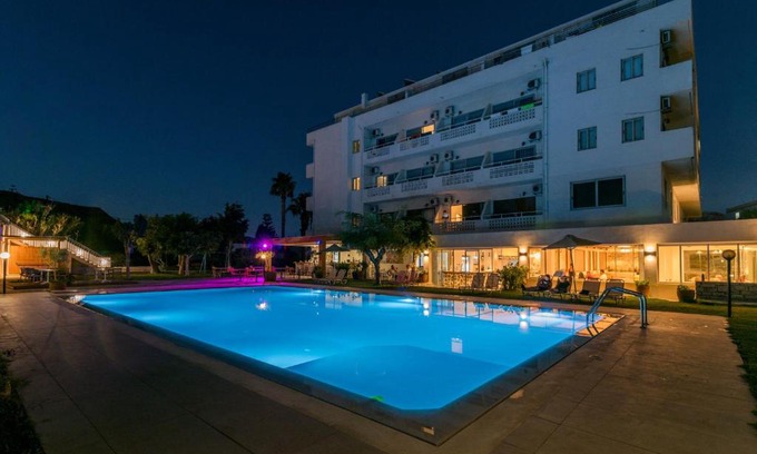 Matala Hotel | Matala Bay Hotel