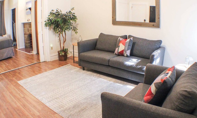 Bloomfield Apartamento | Mathilda Street Trio - The Lodge with King Bed