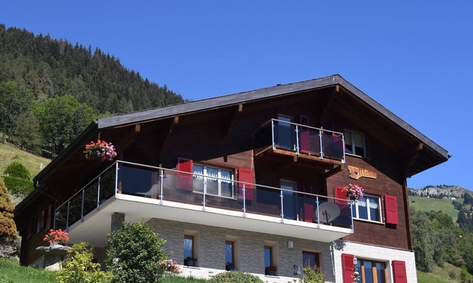 Riederalp Apartamento | Matten EG Süd by Interhome