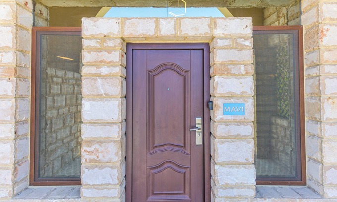 Kfardebian Apartamento | Mavi 1BR Apartment With Jacuzzi In Batroun