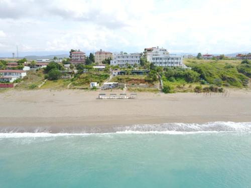 Kizilot Otro | Mavi Cennet Camping Caravan