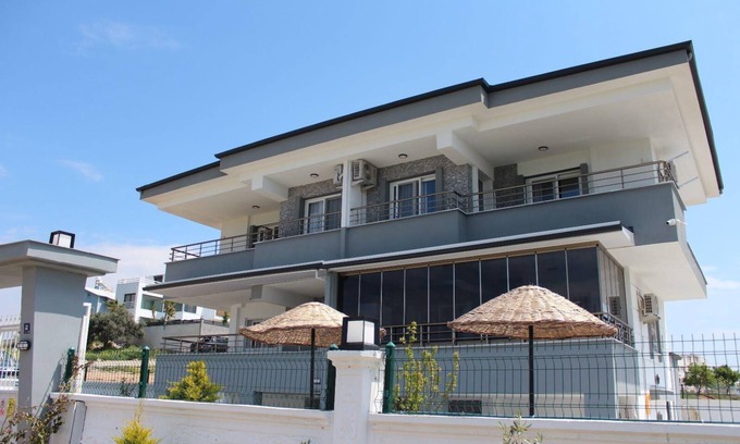 Didim Apartamento | Mavi Restaurant & Apartments 3