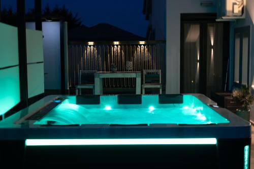 Katerini Villa | MaVitaPlace Villa Familia, Jacuzzi-Whirlpool, Katerini