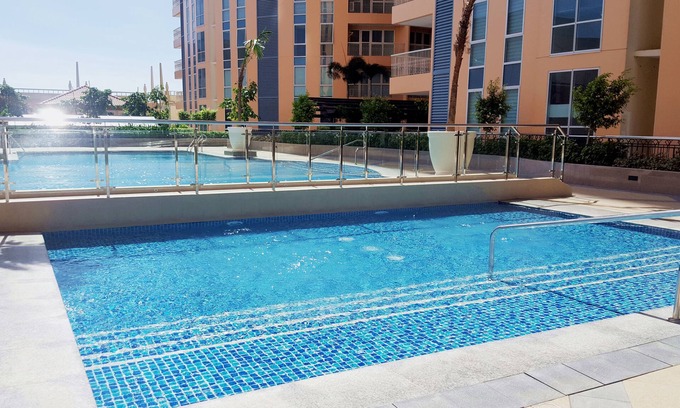 Pinagsama Apartamento | MaxStays Max Pavilion at The Venice Residences