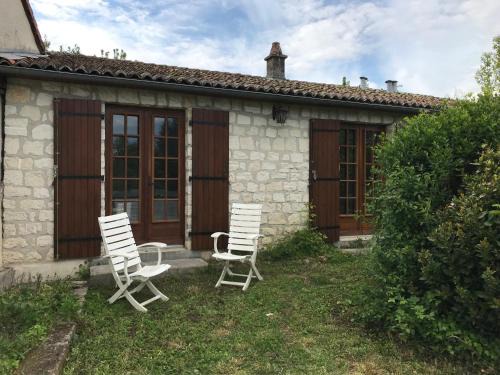Availles-Limouzine Casa | May's Cottage