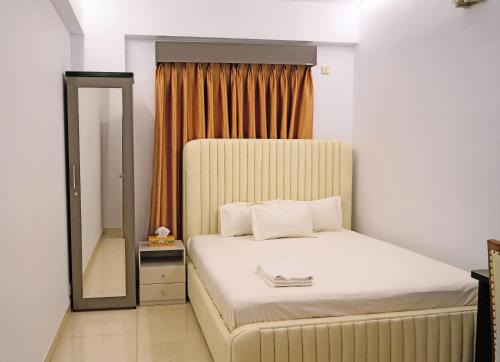 Uttara Hotel | Maya by Xpressmall Hotels & Resorts