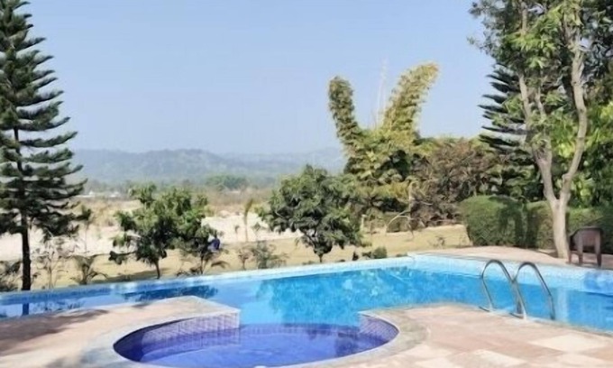 Ramnagar Hotel | Maya The Forest Resort