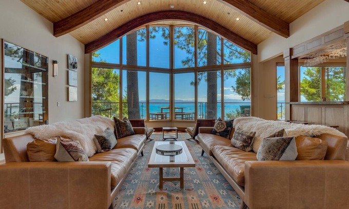 Tahoe Sierra Estates Casa | Maybach Lake House - Lakefront - TLUXP