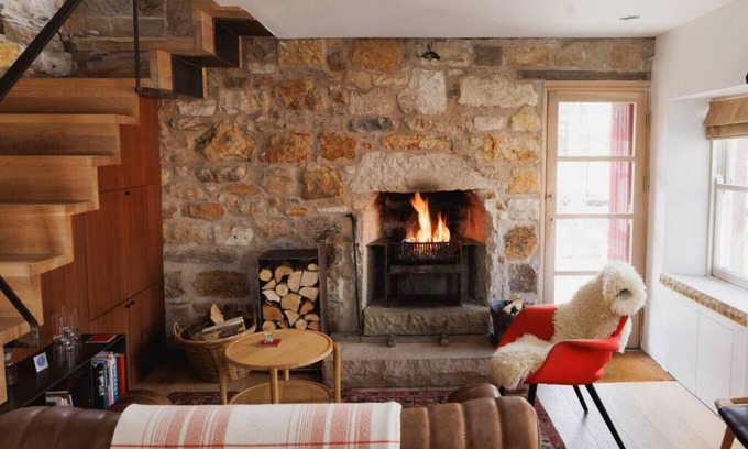 Pittenweem Casa | Maybell Cottage, Your Luxury Seaside Pad