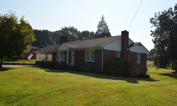 Mount Airy Casa | Mayberry "Vals sentimental"